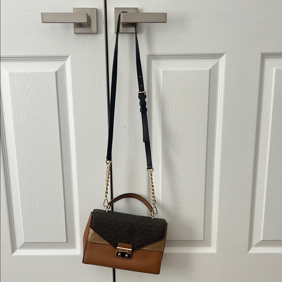 • Michael Kors Brown Purse - Picture 3 of 5